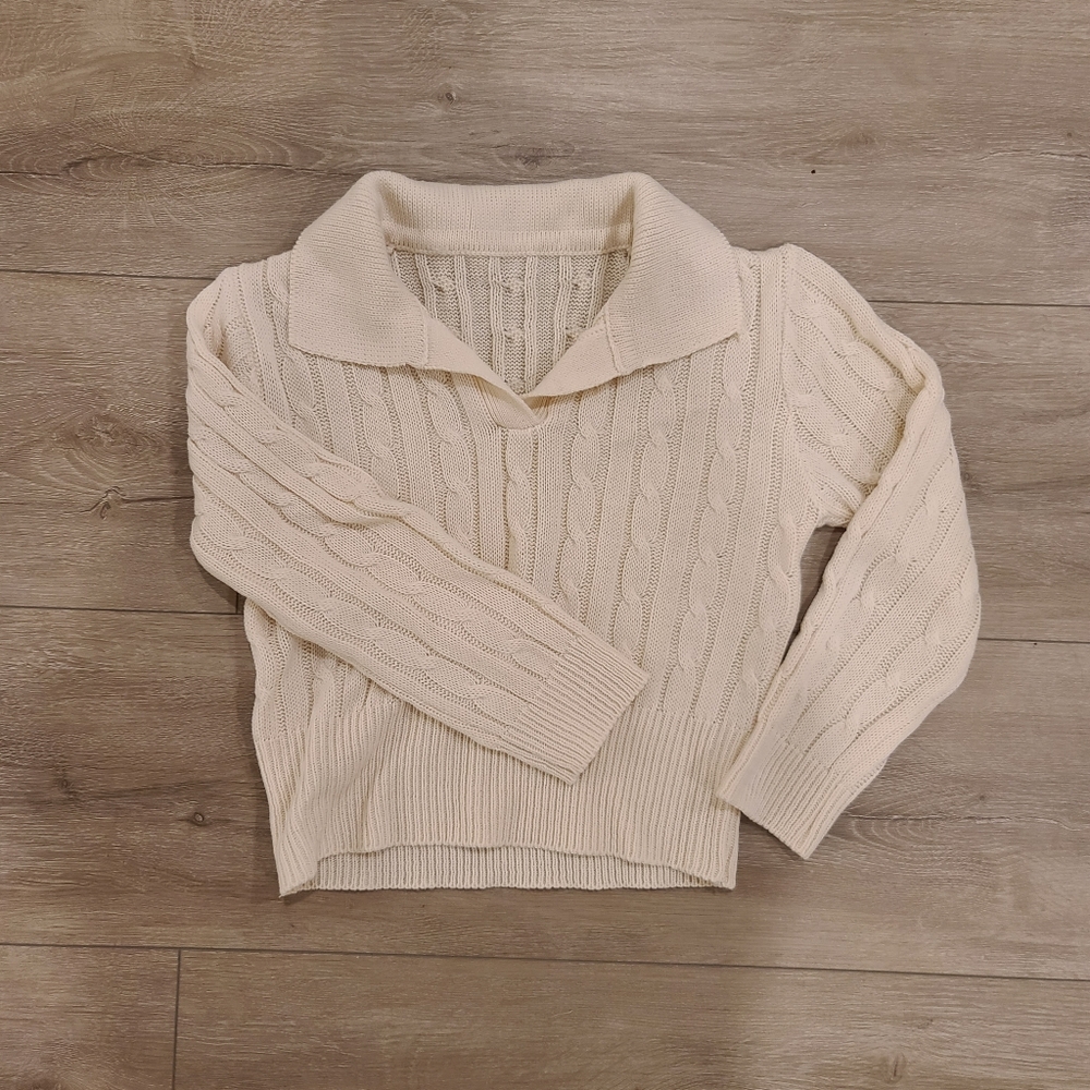 Collared knit sweater
